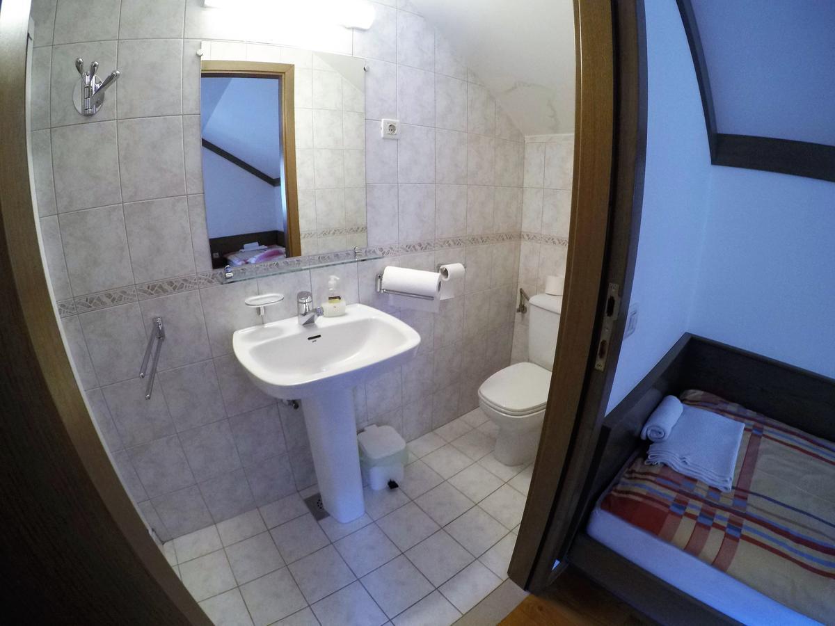 Bed and Breakfast Karami Mountainhouse Тржич Екстер'єр фото